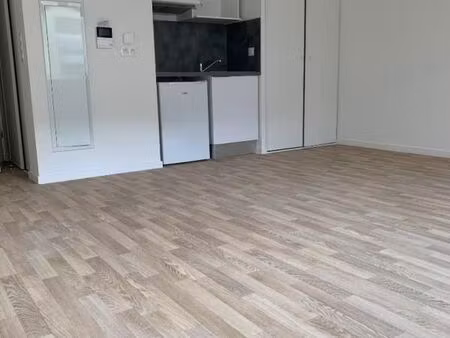 studio 1 pièce 34 m²