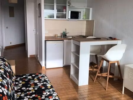 studio cabine à louer à l'année