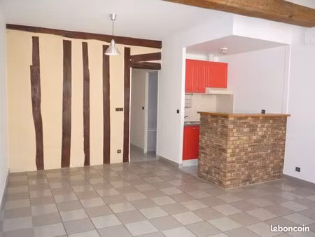 2 pièces  43 m2  qurtie montorgueil