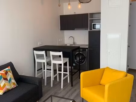 studio 1 pièce 29 m²