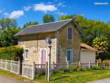 maison 150 m² rénovée - cadre nature - terrain clos