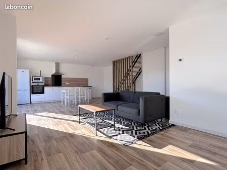 location 3 chambres 90m²