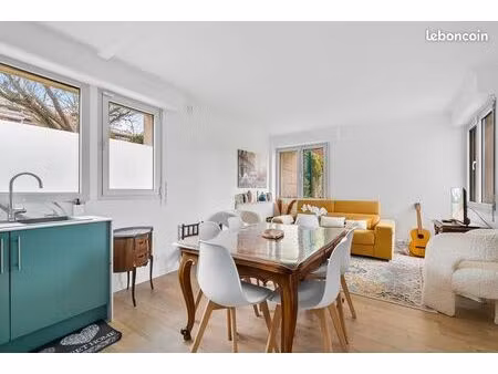 appartement 3 pièces 55 m²