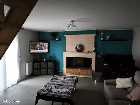 maison deux chambres à aiffres