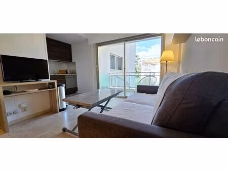 studio meublé lumineux avec balcon  parking et cave – résidence calme et sécurisée