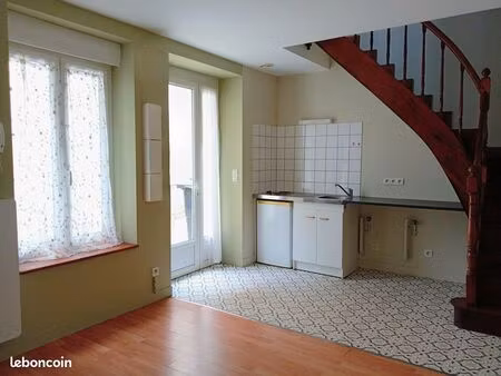 mansle-t2- duplex tout à pied