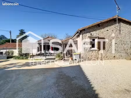 maison de village 5 pièces 193 m²