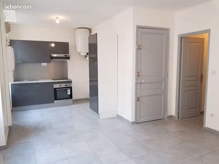 appartement t3 salon centre