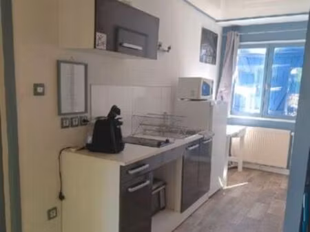 studio à la campagne