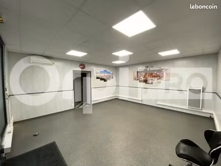 local commercial 57 m²