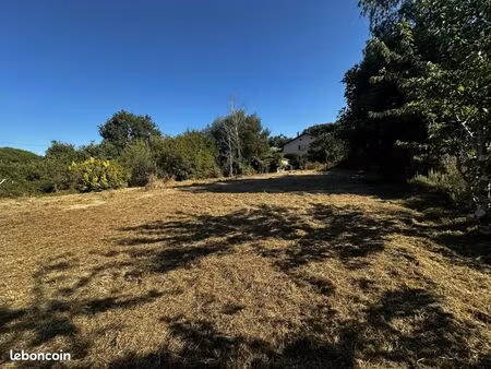 terrain à batir plat 730m² saix