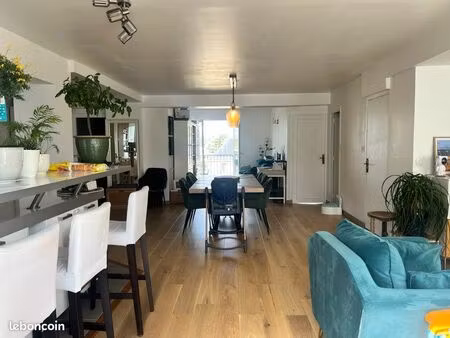 appartement lumineux 102m2 - 5 pièces - boulevard de la reine