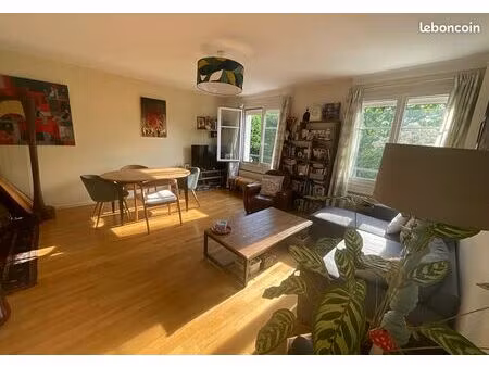maison 7 pièces 107 m²