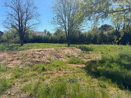 terrain 676 m² cagnac les mines