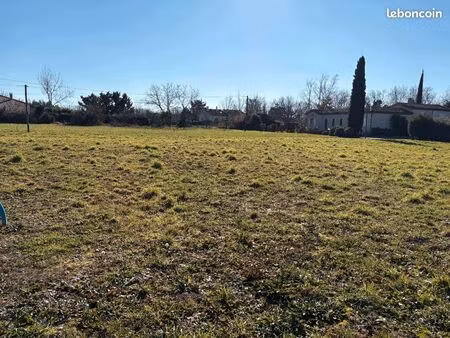 terrain 928 m² castres