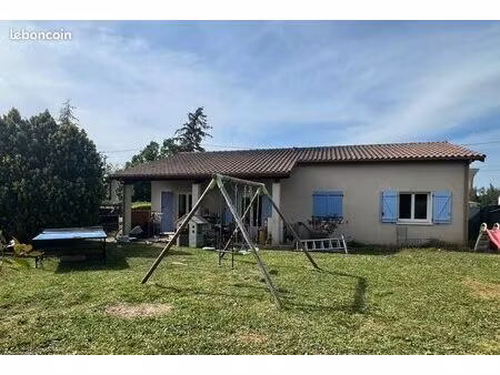 maison 4 pièces avec grand terrain - emplacement privilégié à st sulpice la pointe