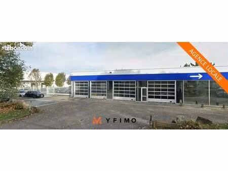 local commercial 2000 m² buchelay