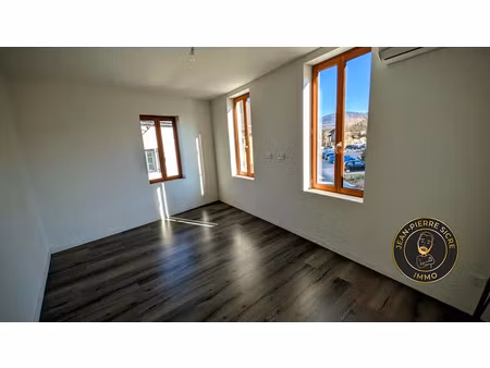 vente locaux professionnels 0 pièces 120 m² à martres-tolosane (31220)  219 000 €