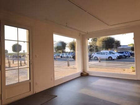 vente locaux professionnels 36 m² à saint-martin-de-ré (17410)  199 500 €