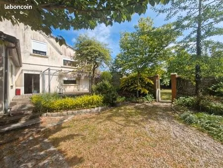 maison 5 pièces 130 m²