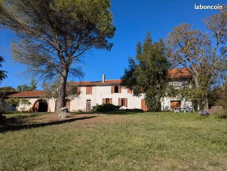 propriété 12 pièces 420 m²
