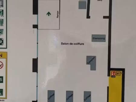 je vendre fond de commerce de salon de coiffeur 3/6/9 le loyer 997 avec les charges