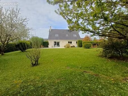 pavillon 5 pièces 143 m²