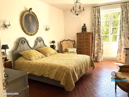 maison 9 pièces 130 m²