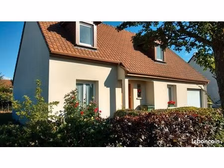 vend pavillon individuel de 96m2  5 pièces  longueau clos des charmes