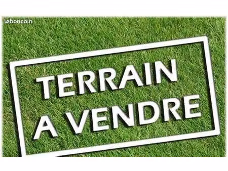 terrain 236 m² pertuis