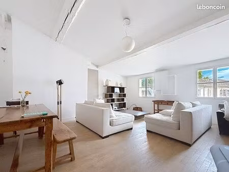 appartement 3 pièces 82 m²