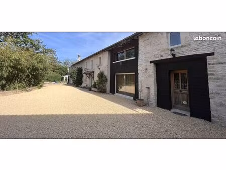 proprieté sur près de 2 hectares