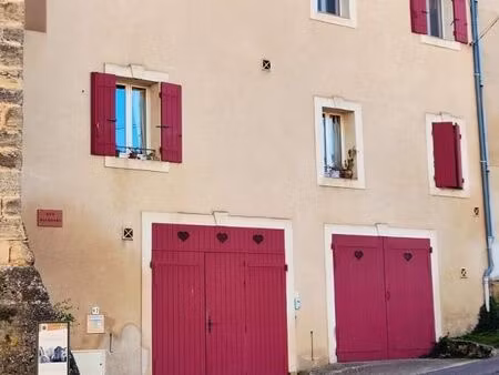 immeuble 4 pièces 100 m²
