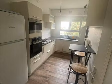 appartement t3 à vendre  poitiers bord de clain