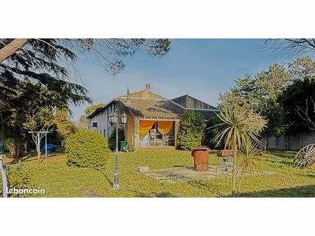 maison 130m2 avec jardin et dépendances