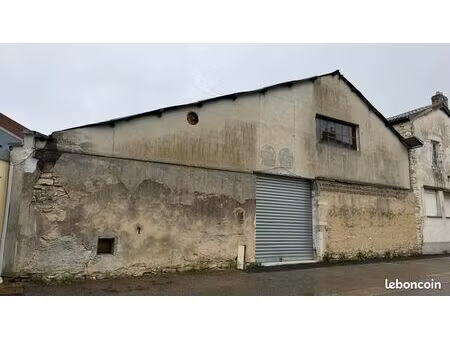 entrepot 600 m2 centre ville bourg en bresse