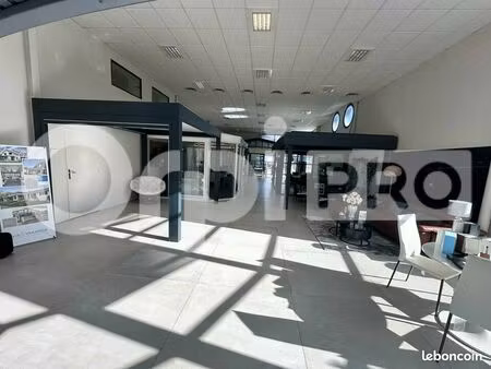 local commercial 269 m²