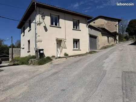 maison de village 4 pièces 80 m²