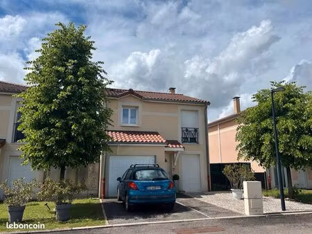 centre loyettes maison recente avec terain de 217 m² sans vis a vis