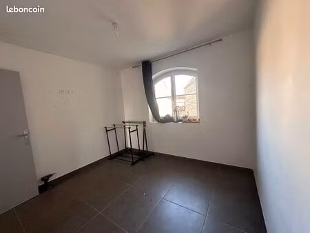 appartement 3 pièces 69 m²