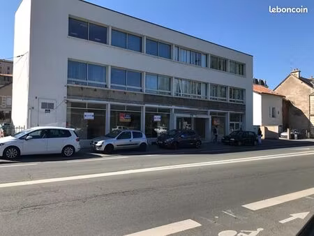 bureaux 308 m²