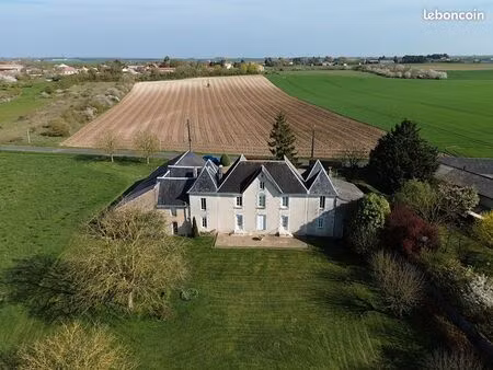 propriété 7 pièces 186 m²