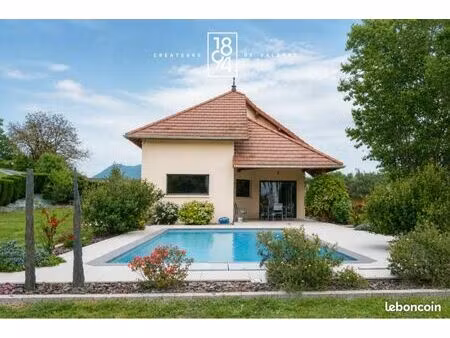 maison 4 pièces 181 m²