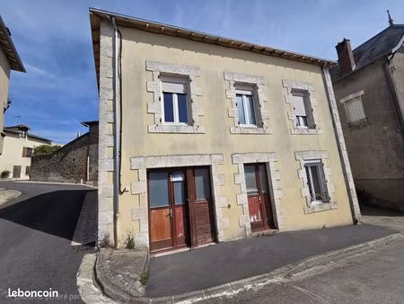 immeuble 4 pièces 92 m²