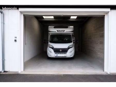 garage neuf grand volume – idéal camping-car / stockage – sécurisé