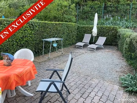 maisonette dans un résidence sécurisée avec piscine  court de tennis et boulodrome