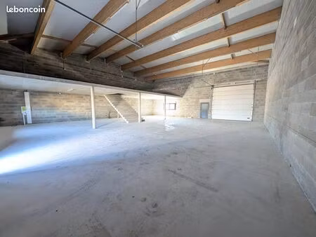 local d’activité 2 entrepôt 365m2