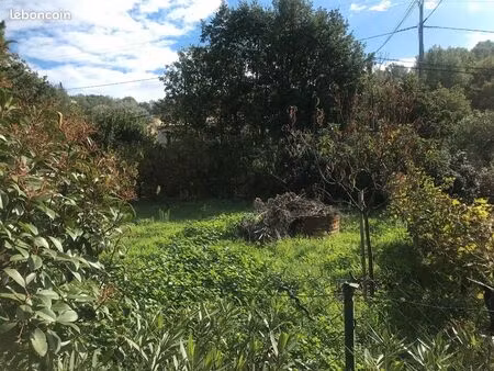 terrain 378 m² pignans