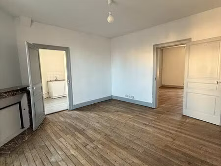 appartement 2 pièces 53 m² proximité centre-ville