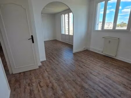 appartement a louer avec beau salon sejour
